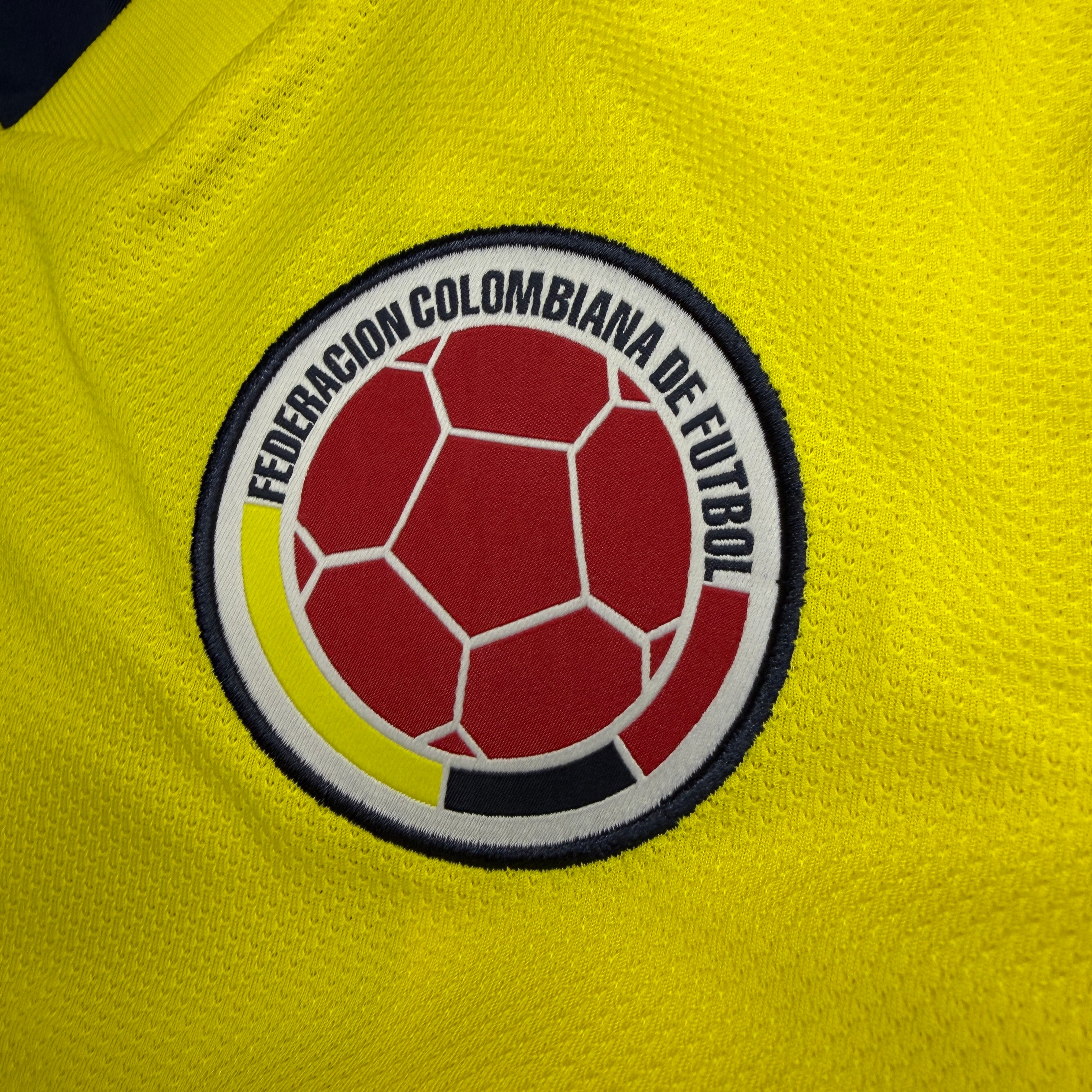 Colombia Jersey Adidas Size M 2022 Home BNWT
