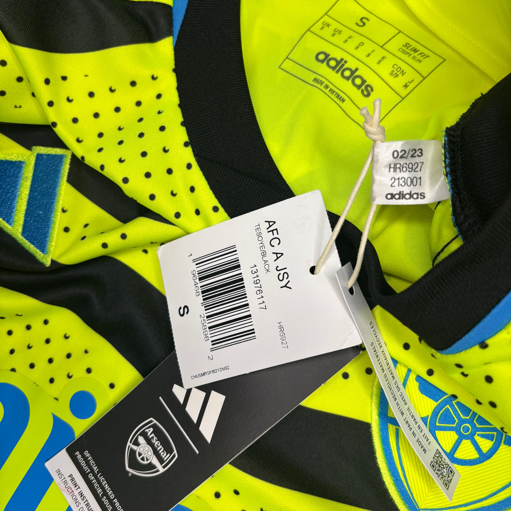 Bukayo Saka Arsenal Jersey Adidas Size S 2023-24 Away BNWT