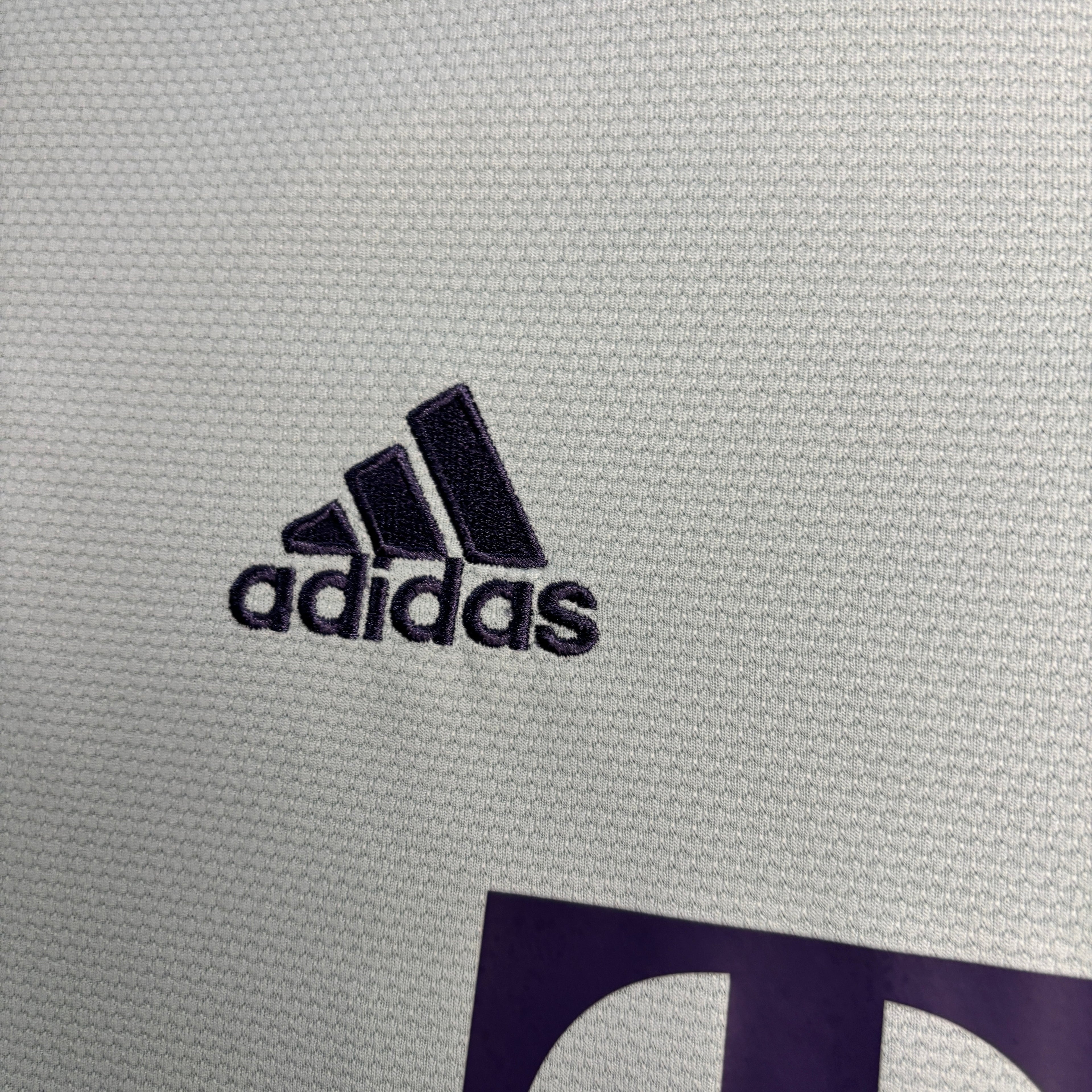 Bayern Munich Jersey Adidas Size 2XL 2018-19 Away